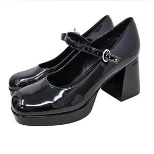Steve Madden Black Patent Leather Mary Jane Heels